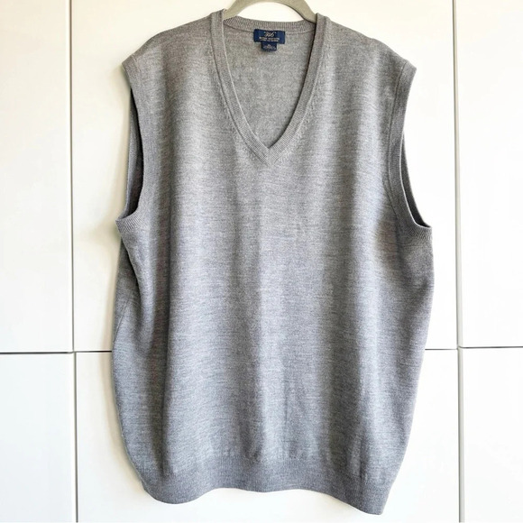 Brooks Brothers 346 Men’s Sweater Vest Merino Wool Gray Size XL V Neck - Picture 1 of 5